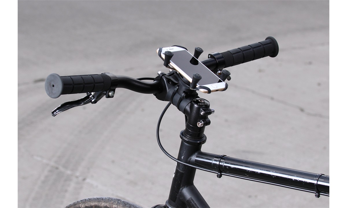 RAM Mounts XGrip UN7 smartphone holder med EZon/off cykelbeslag