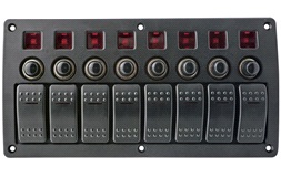 Elpanel med Aut.sikringer og 8 kontakter