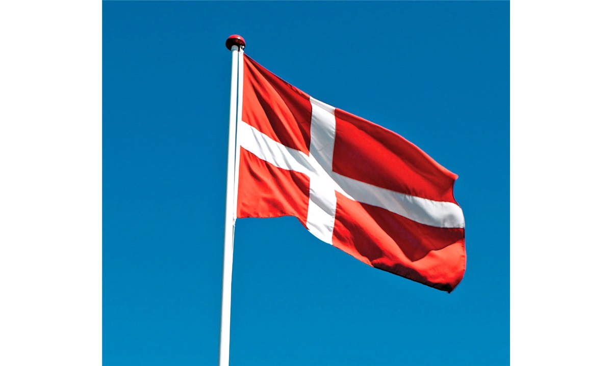 Flag, Dannebrog, 10 Mtr. Stang, DanoMast - Tilbehør Til Flagstang ...