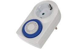 Tidsurkontakt med timer analog